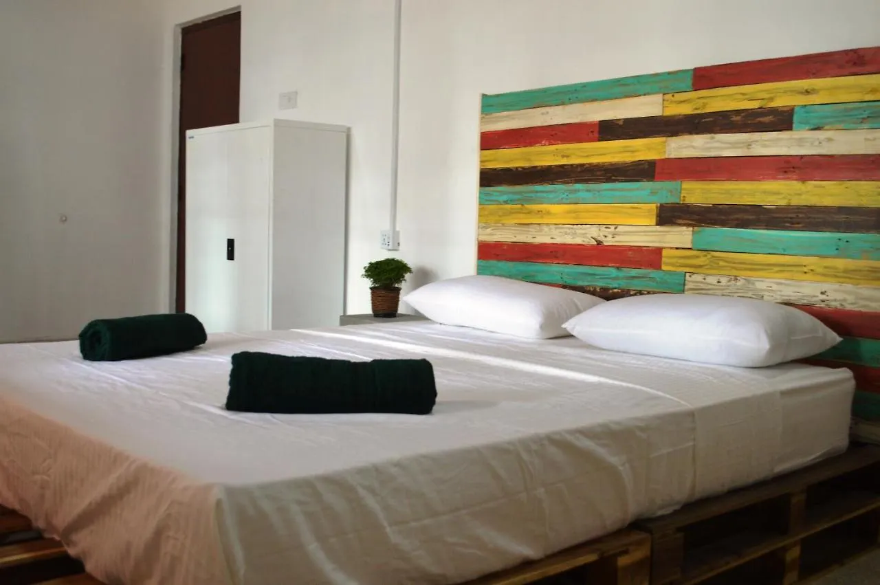 Groove House Hostels Colombo