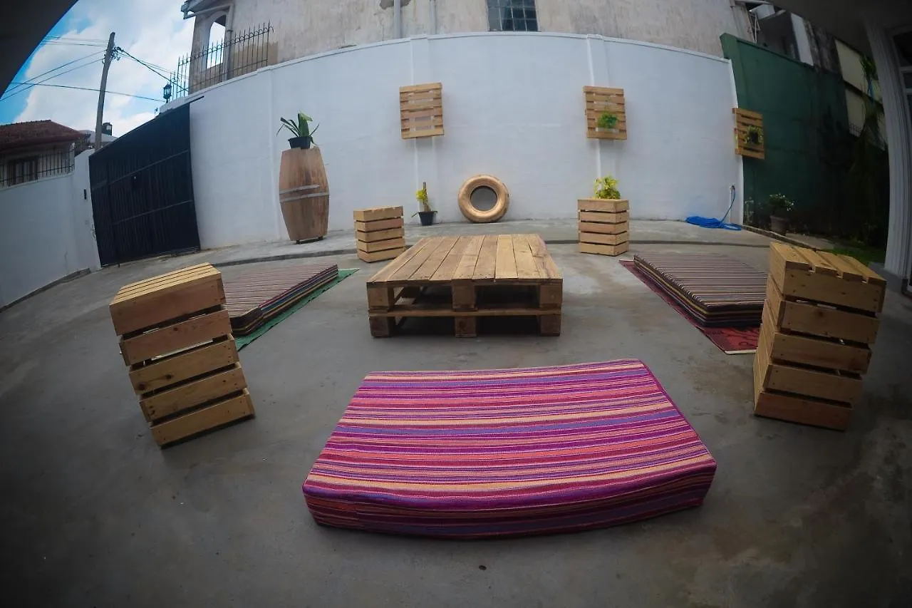 Groove House Hostels Colombo 0*,  Sri Lanka