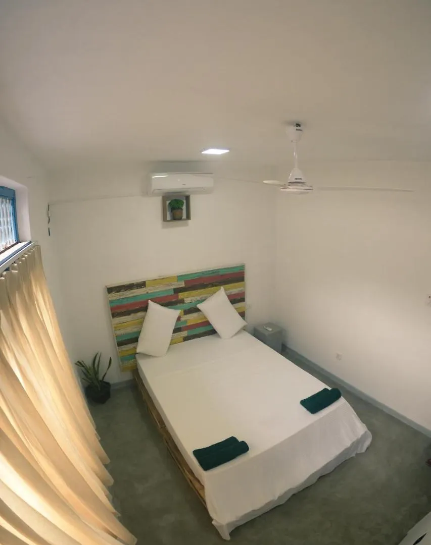 Groove House Hostels Colombo Sri Lanka